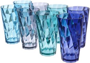 plastic drinking glasses